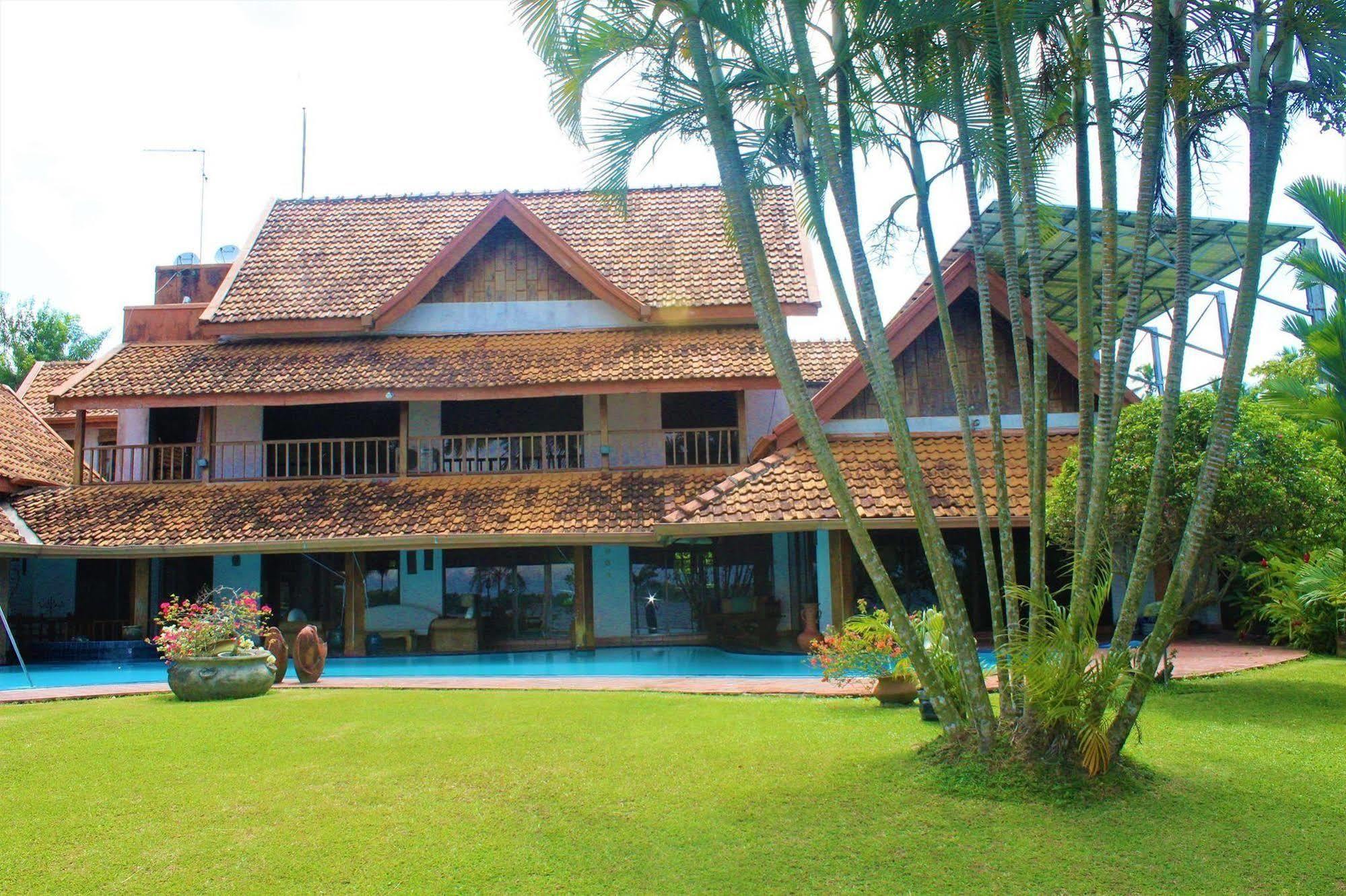 Blue Water Villa 필리얀달라 외부 사진